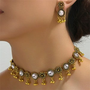 Vintage Gold Floral Set